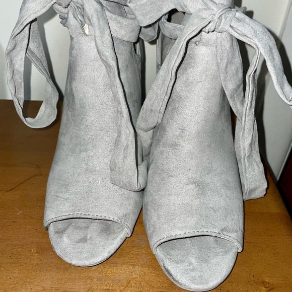 Bowa Tie Back Open Toe Bootie - Picture 6 of 7